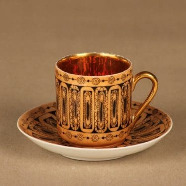 Arabia Hillevi mokkakuppi, käsinmaalattu, suunnittelija Esteri Tomula, käsinmaalattu