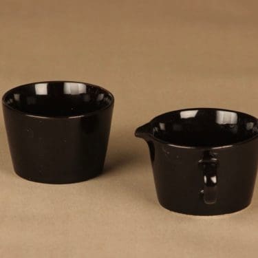 Arabia Kilta sokerikko ja kermakko, musta, suunnittelija Kaj Franck,