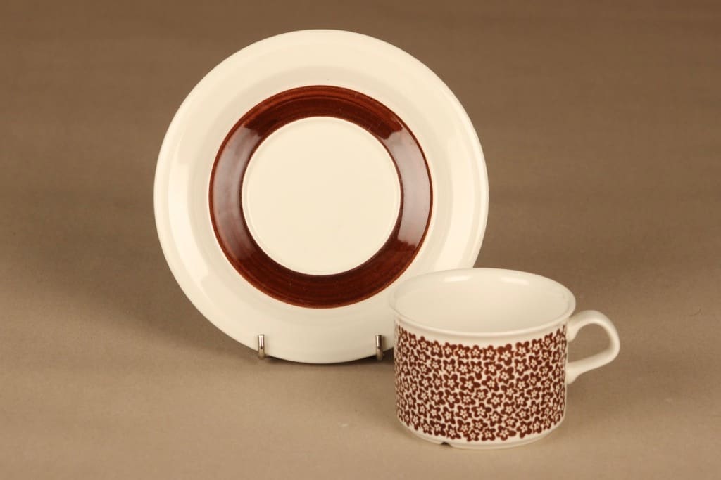Arabia Faenza Flower tea cup and plates(2), brown designer Inkeri Seppälä 3