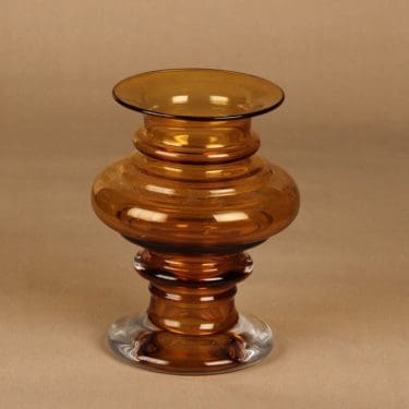 Riihimäen lasi Tornado maljakko, hunaja, suunnittelija Tamara Aladin,