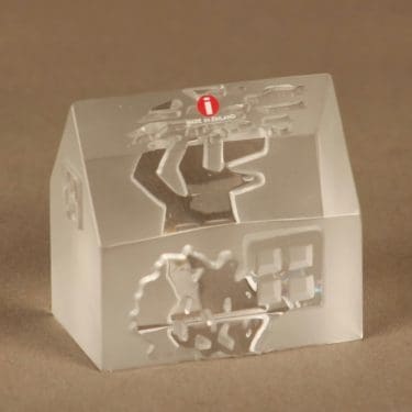 Nuutajärvi Iittalan kylä taidelasi, signeerattu, suunnittelija Jorma Vennola, signeerattu, numeroitu