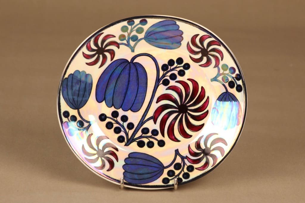 Arabia BK koristelautanen, lysteri, suunnittelija Birger Kaipiainen, serikuva