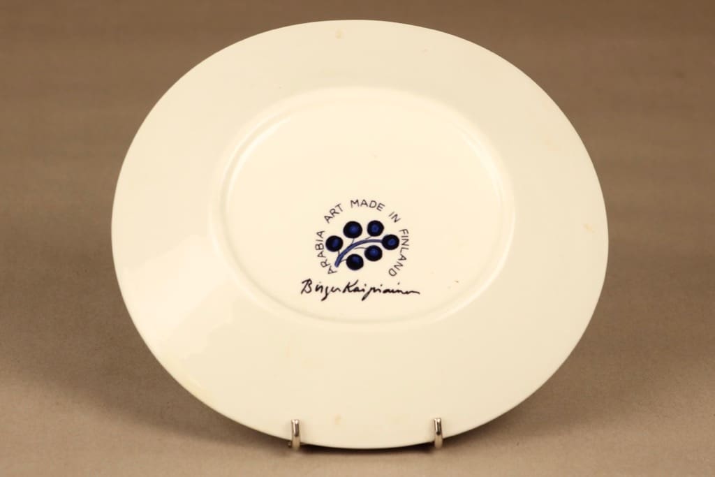 Arabia BK koristelautanen, lysteri, suunnittelija Birger Kaipiainen, serikuva kuva 3