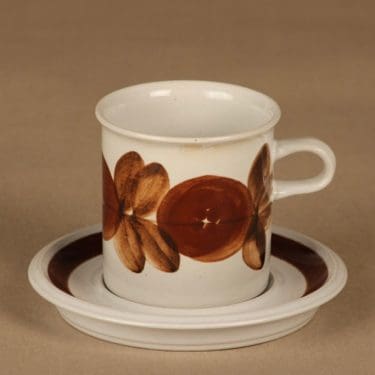 Arabia Rosmarin kaakaokuppi suunnittelija Ulla Procope