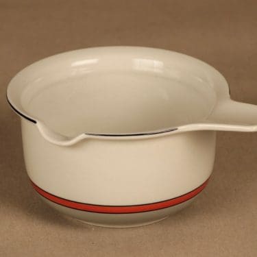 Arabia Aslak kastikekaadin, suunnittelija Inkeri Leivo, raitakoriste