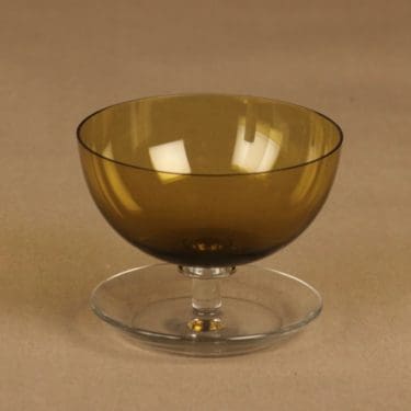 Nuutajärvi 1344 jäätelömalja, jalallinen, suunnittelija Saara Hopea, jalallinen