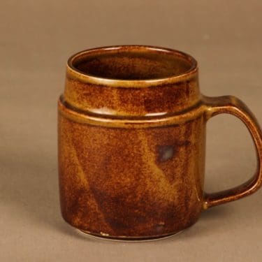 Arabia Okra tuoppi, ruskea, suunnittelija ,