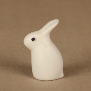 Arabia HLS figuuri, Tyttöpupu, suunnittelija Heljä Liukko-Sundström, Tyttöpupu