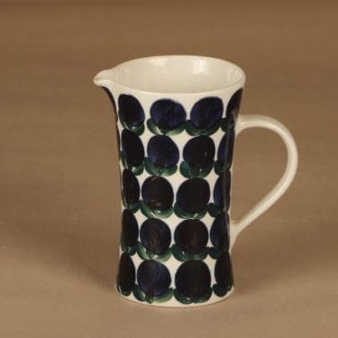 Arabia kaadin, käsinmaalattu, suunnittelija Ulla Procope, käsinmaalattu, signeerattu