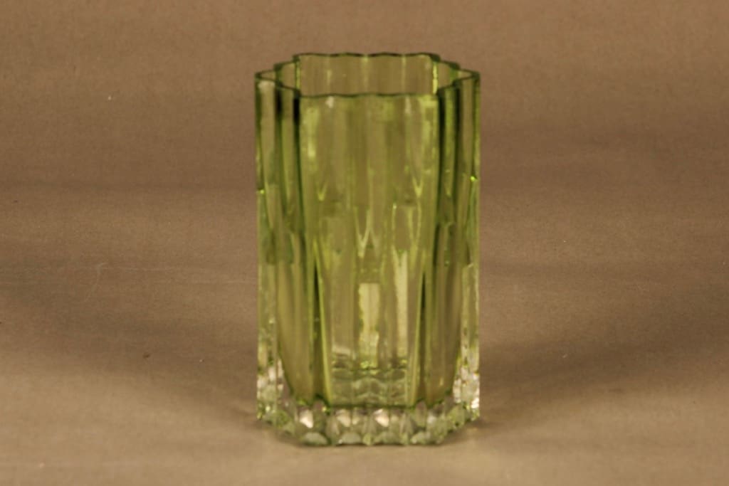 Humppila Mesiurut maljakko, keltainen, suunnittelija Tauno Wirkkala,