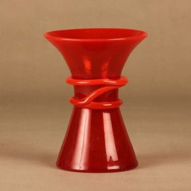 Nuutajärvi maljakko, signeerattu, suunnittelija Inkeri Toikka, signeerattu, signeerattu