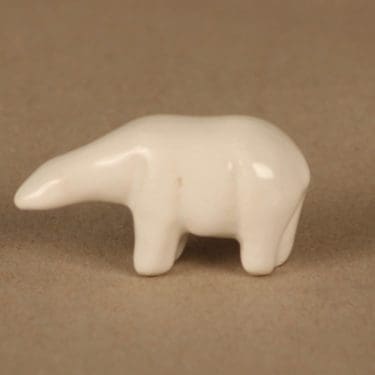 Arabia figuuri, Jääkarhu, suunnittelija Raili Eerola, Jääkarhu