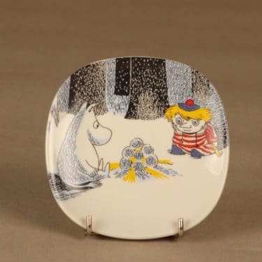 Arabia Muumi seinälautanen, Taikatalvi, suunnittelija Tove Slotte-Elevant, Taikatalvi