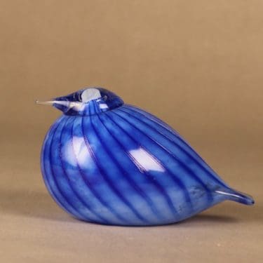 Nuutajärvi lintu , tilaustyö, suunnittelija Oiva Toikka, tilaustyö, signeerattu