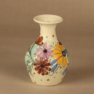 Kupittaan savi maljakko, käsinmaalattu, suunnittelija Laila Zink, käsinmaalattu, signeerattu