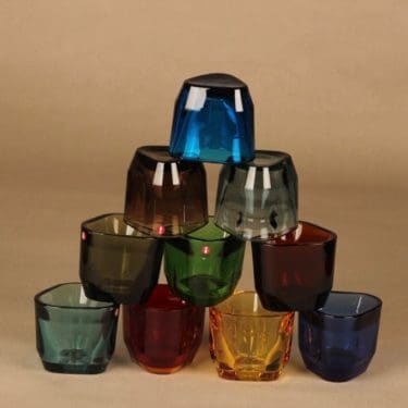 Iittala Tris kynttilälyhty, eri värejä, 10 kpl, suunnittelija Alfredo Häberli,