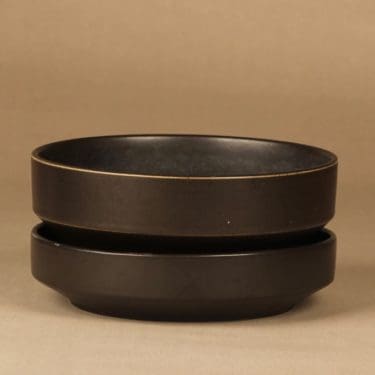 Arabia SN 1 kukkaruukku, ruskea, suunnittelija Richard Lindh,