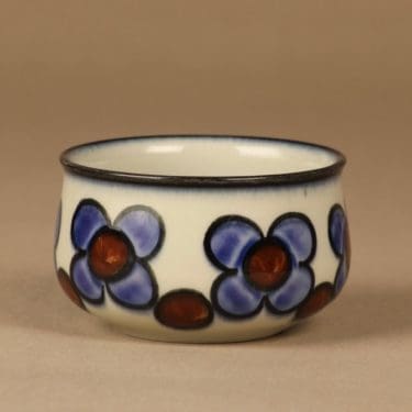 Arabia Juulia annoskulho, käsinmaalattu, suunnittelija Anja Jaatinen-Winquist, käsinmaalattu, 30 cl, signeerattu