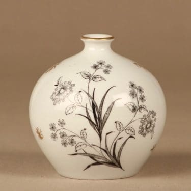 Arabia Perho vase designer Raija Uosikkinen