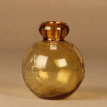 Riihimäen lasi Tellus maljakko, amber, suunnittelija Erkkitapio Siiroinen,