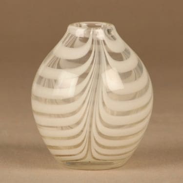 Kumela maljakko, signeerattu, suunnittelija Maija Carlson, signeerattu