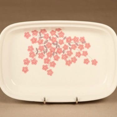 Arabia A  kulho, kukkakuvio, suunnittelija Raija Uosikkinen, kukkakuvio, kukka