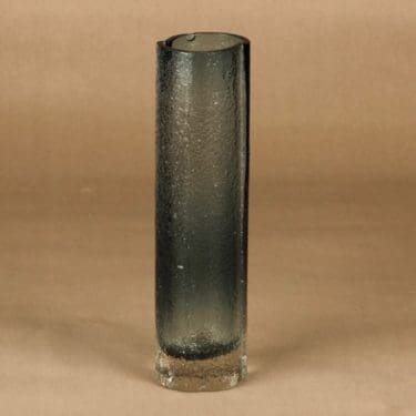 Riihimäen lasi 1456 maljakko, siniharmaa, suunnittelija Tamara Aladin,