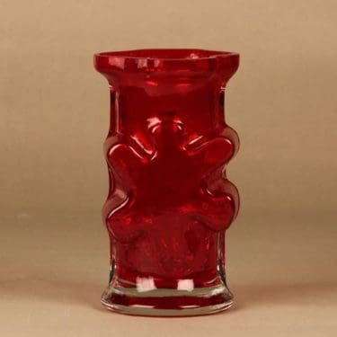 Riihimäen lasi Kasper maljakko, punainen, suunnittelija Erkkitapio Siiroinen,