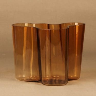 Iittala Aalto Collections maljakko, numeroitu, suunnittelija Alvar Aalto, numeroitu, signeerattu