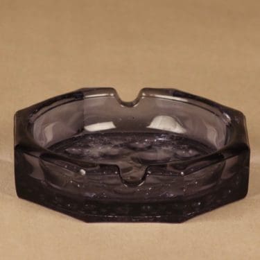 Riihimäen lasi Stella Polaris tuhka-astia,, suunnittelija Nanny Still,