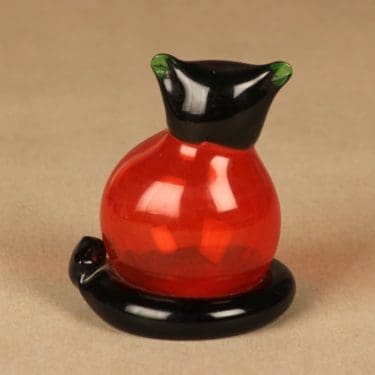 Nuutajärvi Kissa, punainen, musta, suunnittelija Inkeri Toikka,