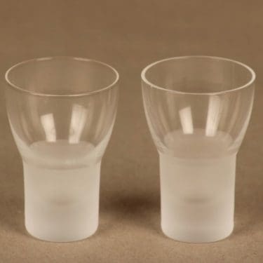 Nuutajärvi Marius ryyppylasi, 5 cl, 2 kpl, suunnittelija Markku Salo, 5 cl