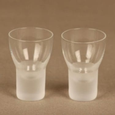 Nuutajärvi Marius ryyppylasi, 5 cl, 2 kpl, suunnittelija Markku Salo, 5 cl