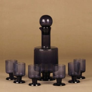 Riihimäen lasi 1755, 1671 karahvi ja 6 lasia, violetti, 7 kpl, suunnittelija Tamara Aladin,