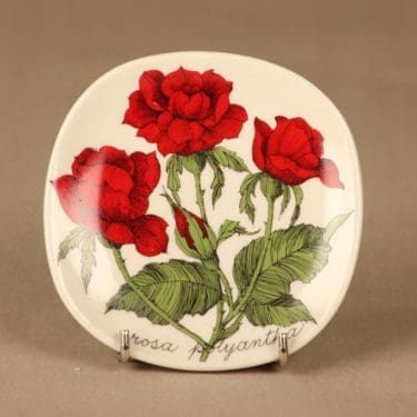 Arabia Rosa seinälautanen, tummanpunainen tertturuusu, suunnittelija Esteri Tomula, tummanpunainen tertturuusu, tummanpunainen tertturuusu