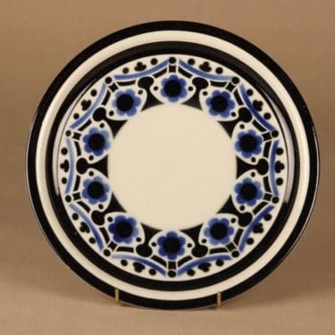 Arabia Riikka tarjoilulautanen, sininen, musta, suunnittelija Anja Jaatinen-Winquist,