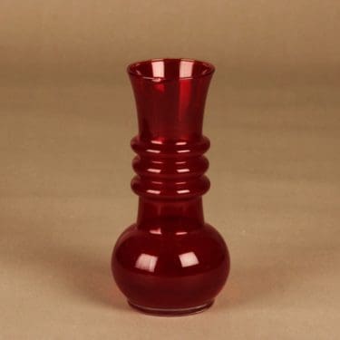 Riihimäen lasi Kielo maljakko, punainen, suunnittelija ,