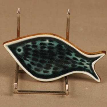 Arabia Kala seinäkoriste, käsinmaalattu, suunnittelija Gunvor Olin-Grönqvist, käsinmaalattu