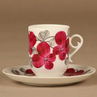 Arabia Irina kahvikuppi, käsinmaalattu, suunnittelija Esteri Tomula, käsinmaalattu, signeerattu