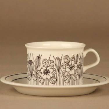 Arabia Krokus teekuppi, mustavalkoinen, suunnittelija Esteri Tomula, kukka, serikuva