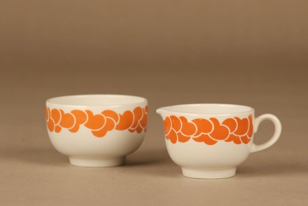 Arabia Pilvi sugar bowl and creamer, orange designer Göran Bäck