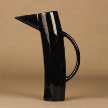 Arabia Storybirds pitcher Oliver