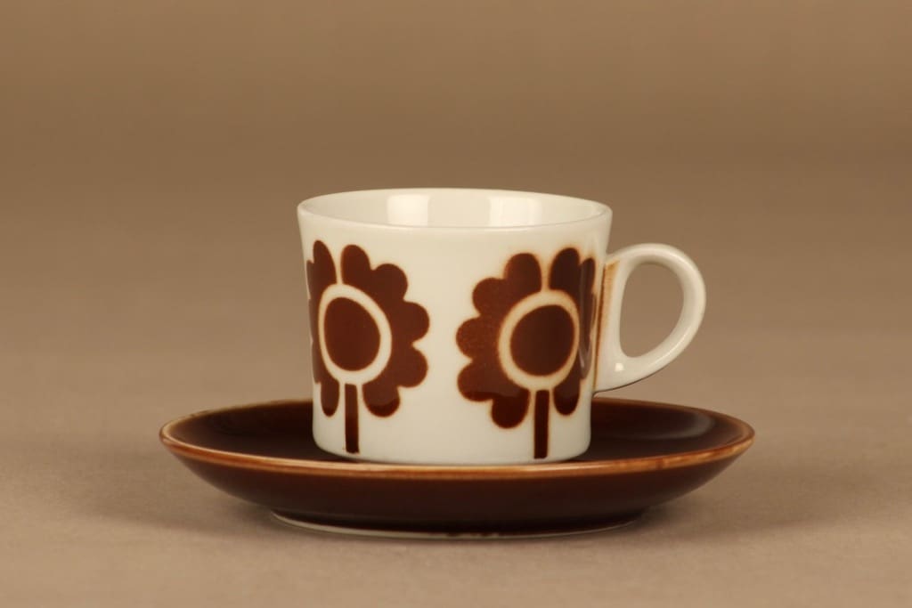 Arabia Miranda kahvikuppi , puhalluskoriste, suunnittelija , puhalluskoriste