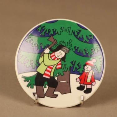 Arabia Christmas plate 3 designer Raija Uosikkinen