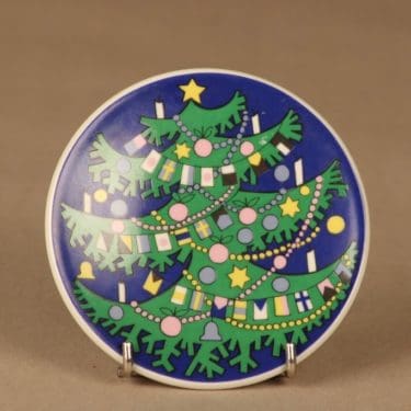 Arabia Christmas plate 4 designer Raija Uosikkinen