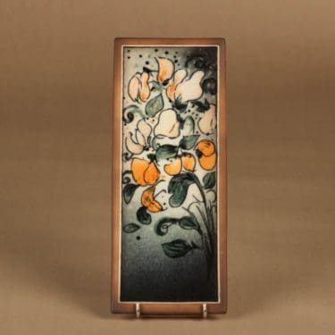 Arabia HLS Tuoksua, tuoksua, Tuoksua, tuoksua, suunnittelija Heljä Liukko-Sundström, Tuoksua, tuoksua, kukka