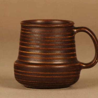 Arabia Kaarna tuoppi, 45 cl, suunnittelija Göran Bäck, 45 cl