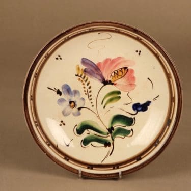 Kupittaan savi vati, käsinmaalattu, suunnittelija , käsinmaalattu, signeerattu HN