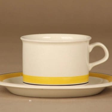 Arabia Faenza raita teekuppi, keltainen, suunnittelija Peter Winquist, raitakoriste