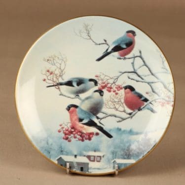 Arabia Pikkulintuja seinälautanen, Punatulkkuja pihlajassa, suunnittelija von Wright, Punatulkkuja pihlajassa, lintu, serikuva, Punatulkkuja